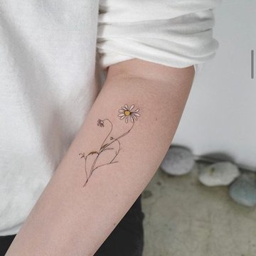 daisy tattoo