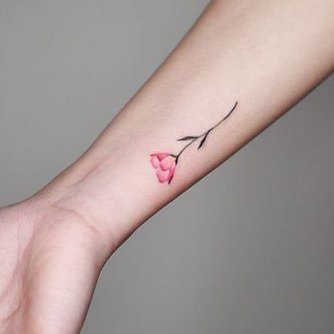 women's wrist tattoos
