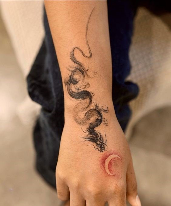 Chinese Dragon Tattoos: Symbolism and Power in Myths and Reality - VeAn ...